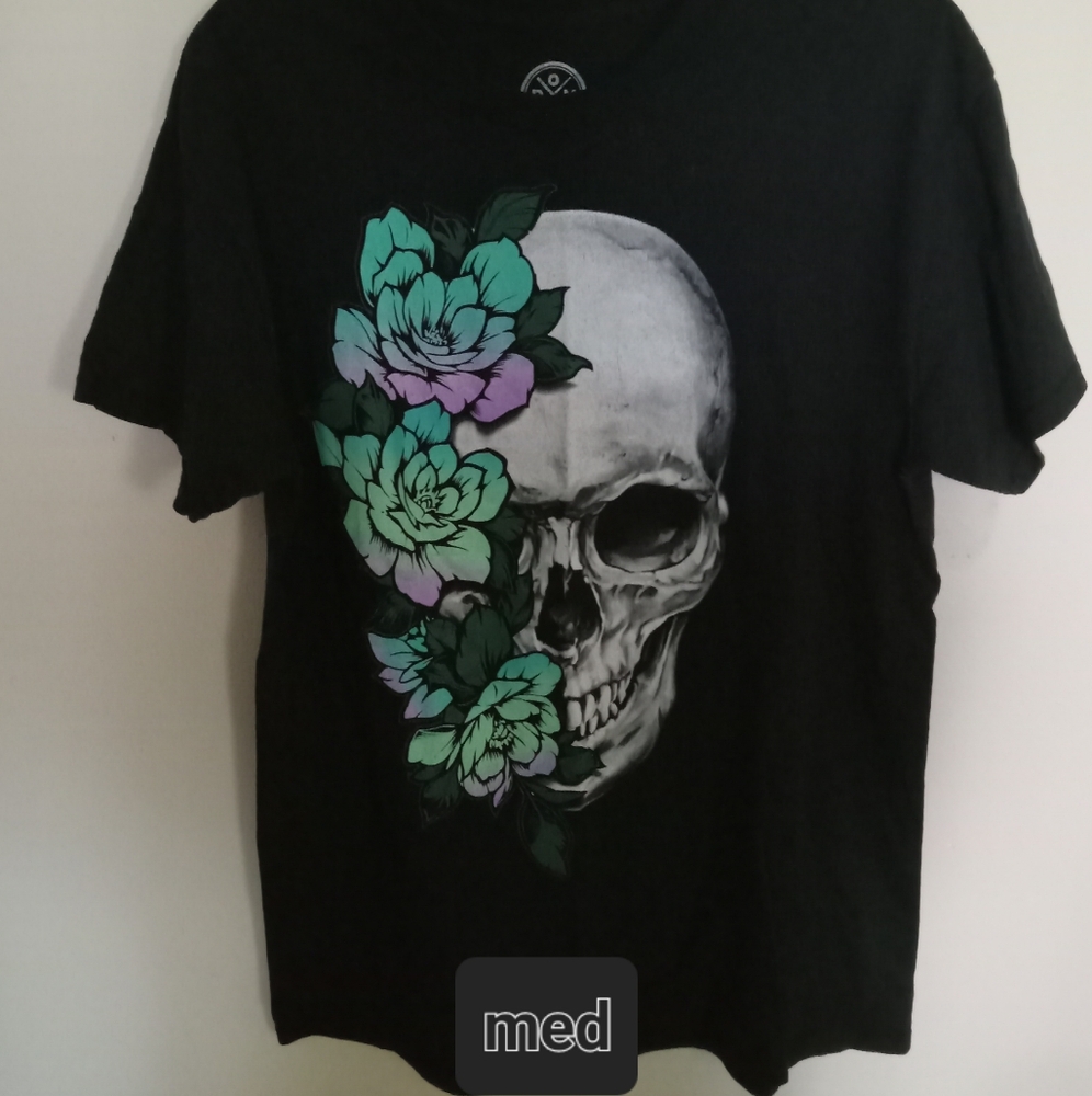 Women's t-shirt